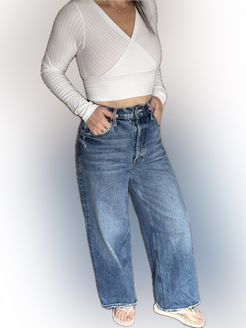 MOTHER High-Rise Wide Leg Jeans in Light-Medium Blue